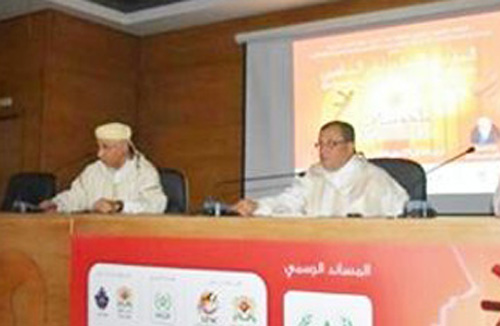 تقديم  مهرجان الملحونيات دورة عباس الجراري في ندوة صحفية  بحضور رئيس الجمعية الاقليمية للشؤون الثقافية